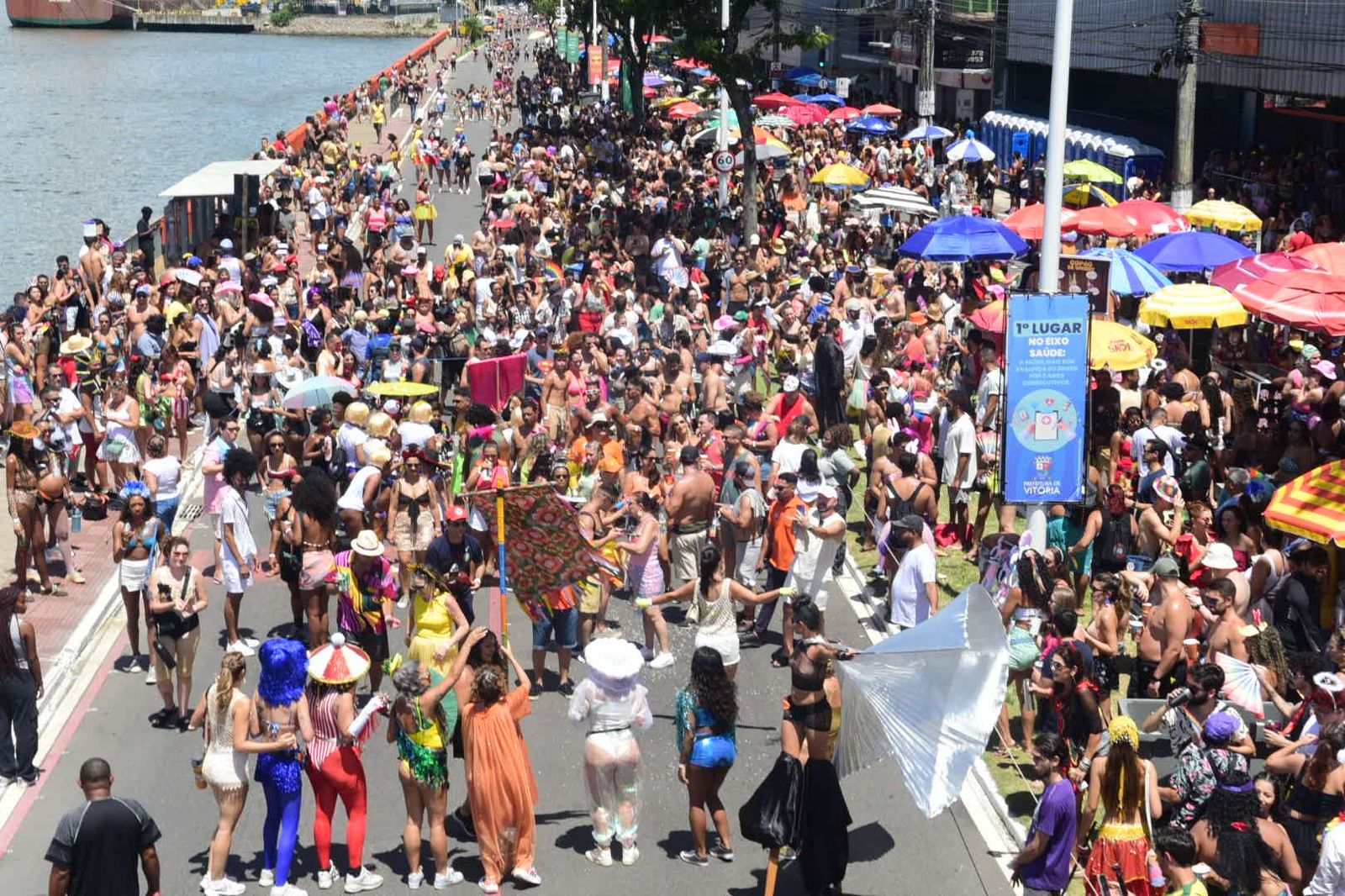 Regional da Nair reúne multidão na Beira-Mar por Carlos Alberto