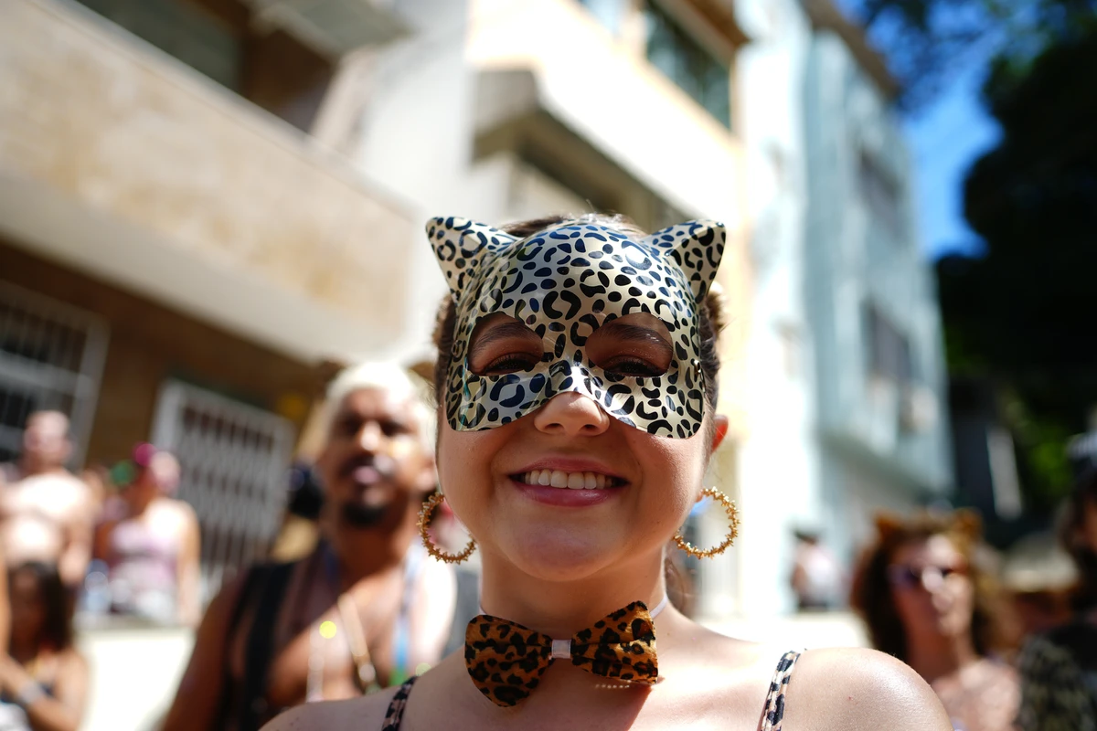 Bloco Amigos da Onça completa 10 anos e leva multidão ao Centro de Vitória por Fernando Madeira
