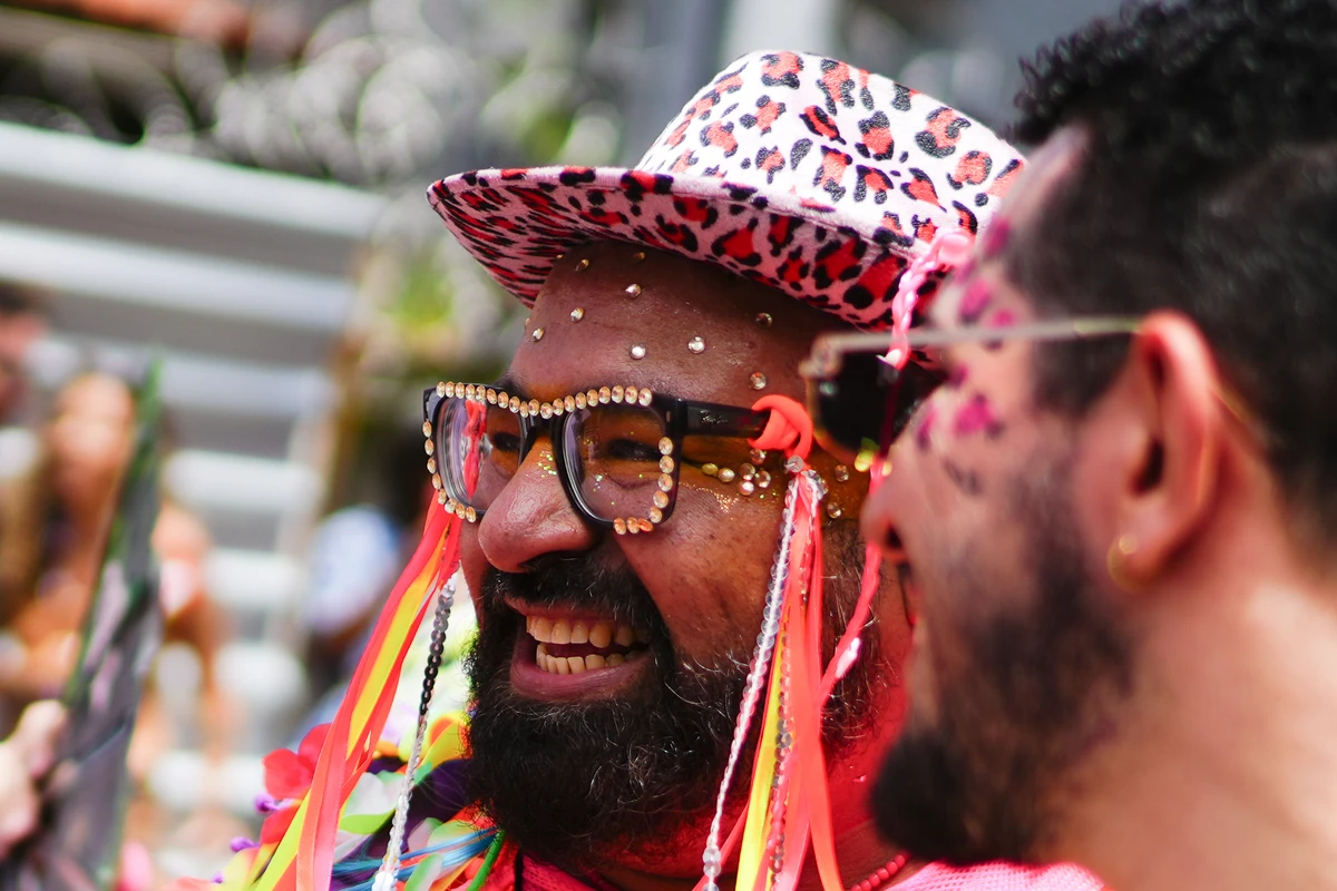 Bloco Amigos da Onça completa 10 anos e leva multidão ao Centro de Vitória por Fernando Madeira