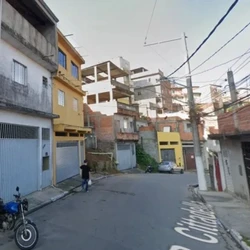 O garoto que foi baleado estava gravando o colega rodar o tambor do revólver quando foi atingido, segundo informações preliminares