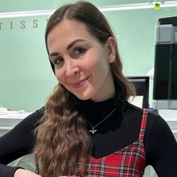 Tilly e Charlotte compartilham suas experiências com o transtorno dismórfico corporal e como se recuperaram dele.