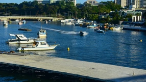 Obras no Canal de Camburi, em Vitória