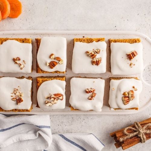 Imagem - Bolo de cenoura: 7 receitas práticas com cobertura