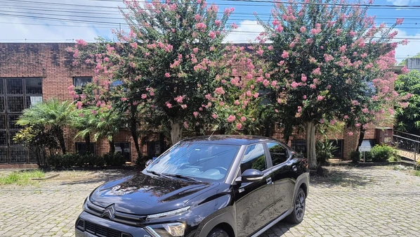 A Citroën colocou no mercado a nova versão topo de linha do SUV, combinando visual escurecido com um toque sofisticado e esportivo