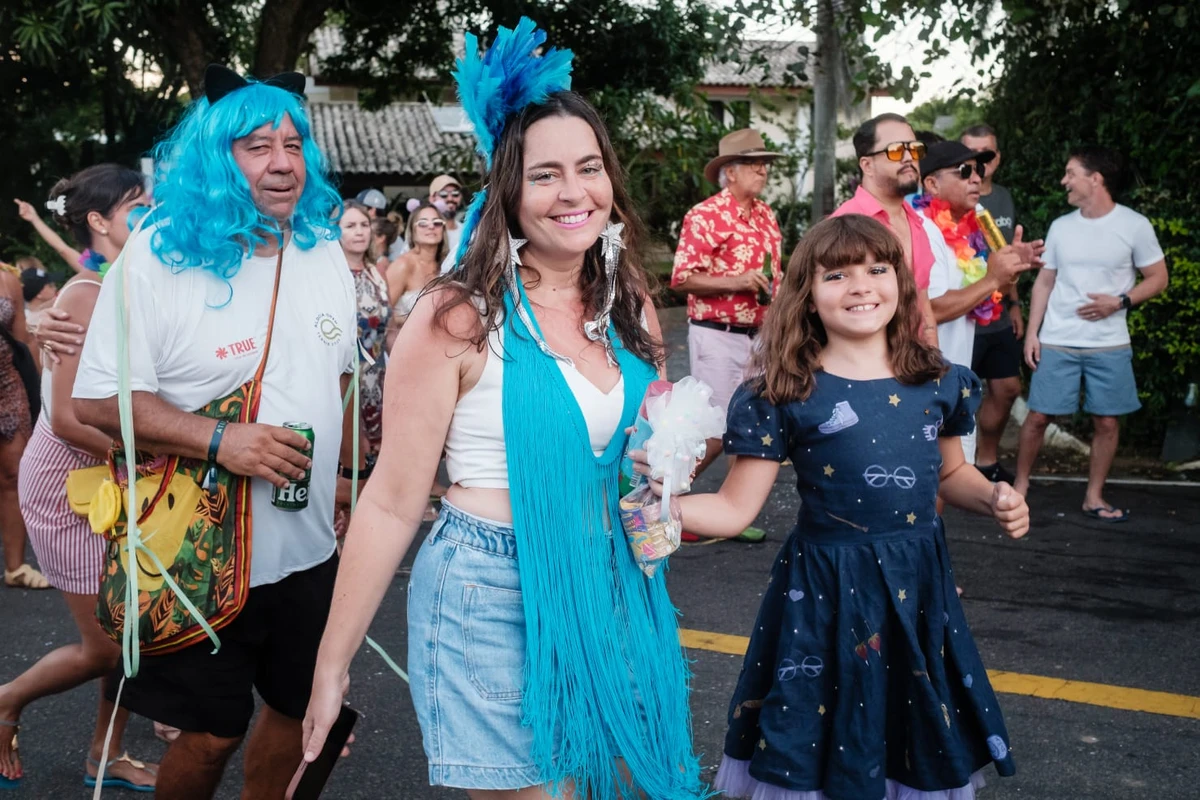 Desfile do  Grêmio Recreativo Unidos da Aldeia (GRUA)