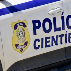 Vítima trabalhava na manutenção de uma bomba quando recebeu a descarga elétrica; colegas tentaram ajudar, porém ele não resistiu