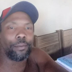 Wesley Coimbra de Souza, conhecido como "Lelei", não foi visto nem fez contato com familiares e vizinhos desde o dia 4 de fevereiro