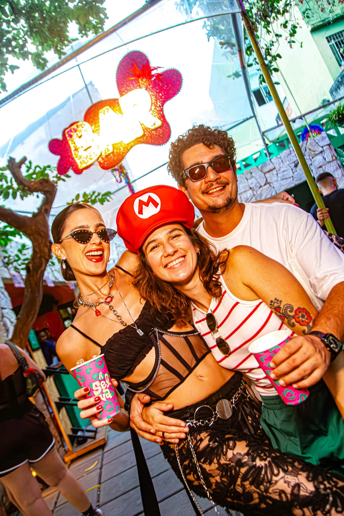 Mayara Rímolo, Thamires Hoehene e Vincenzo Guizzardi