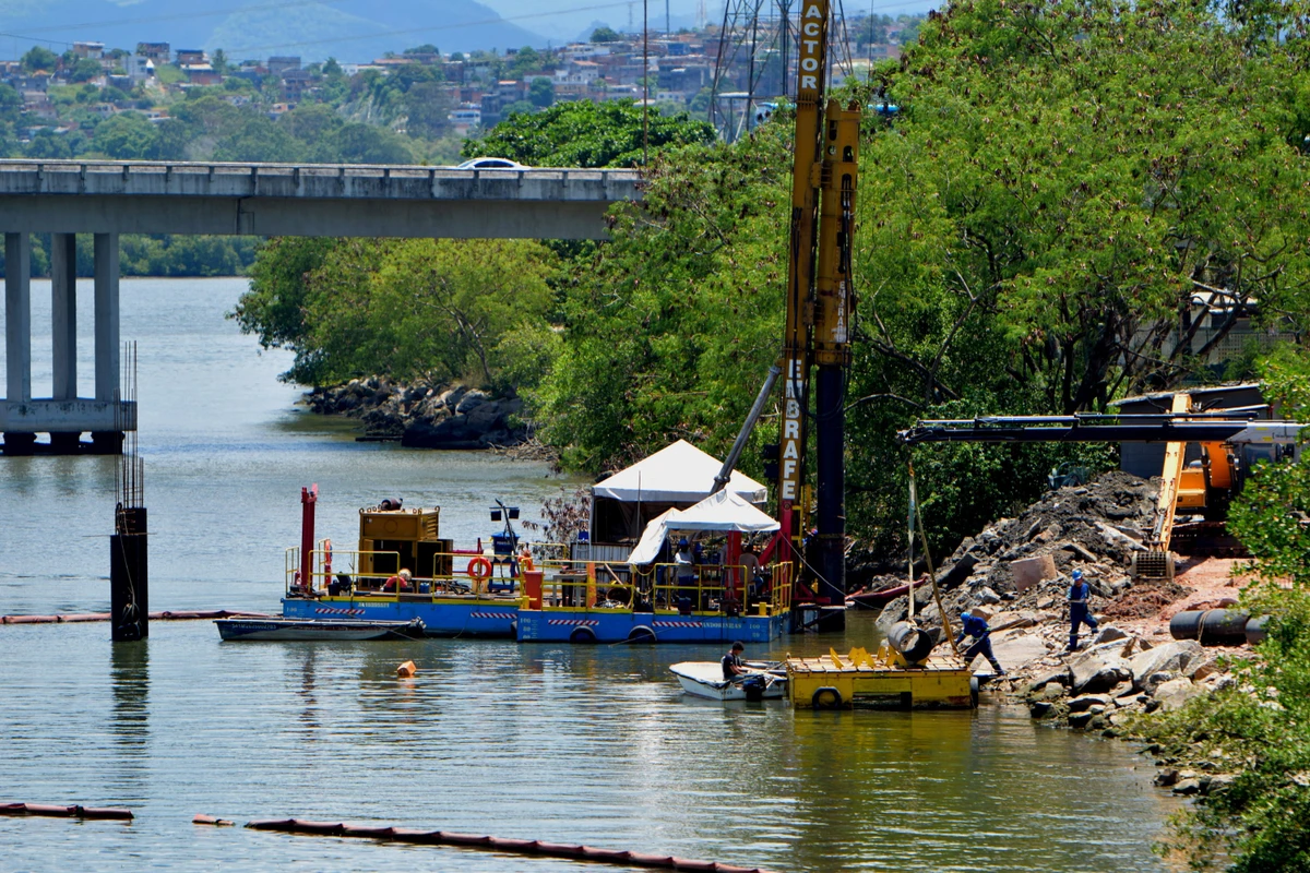Obras do aquaviário na Rodoviária de Vitória por Fernando Madeira