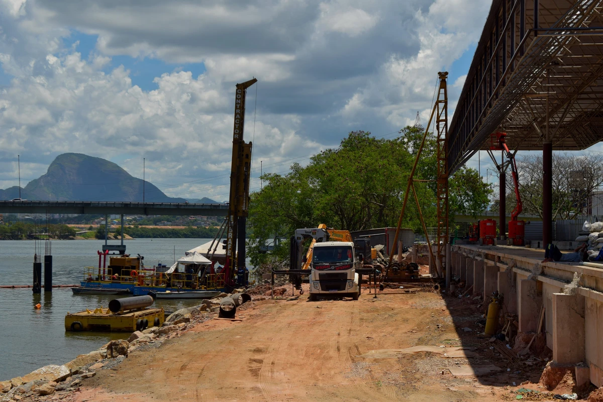 Obras do aquaviário na Rodoviária de Vitória por Fernando Madeira