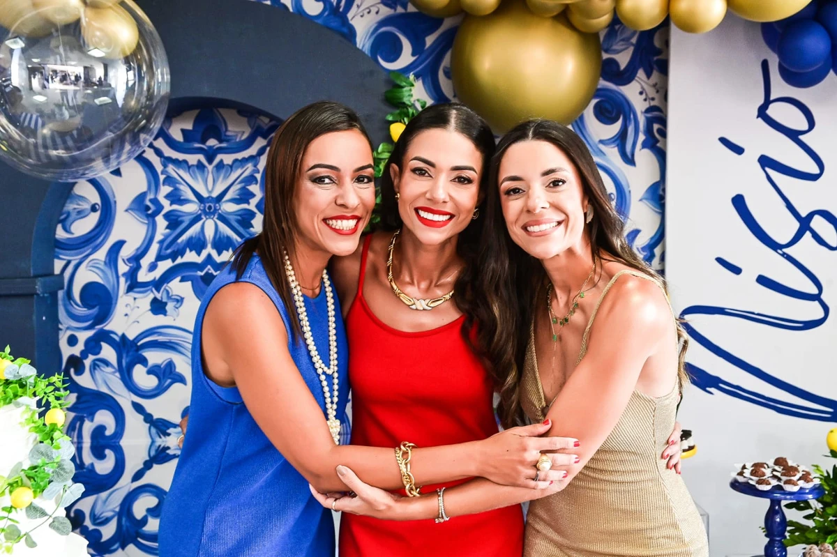 As irmãs Najla, Sumaya e Lilinha El Aouar