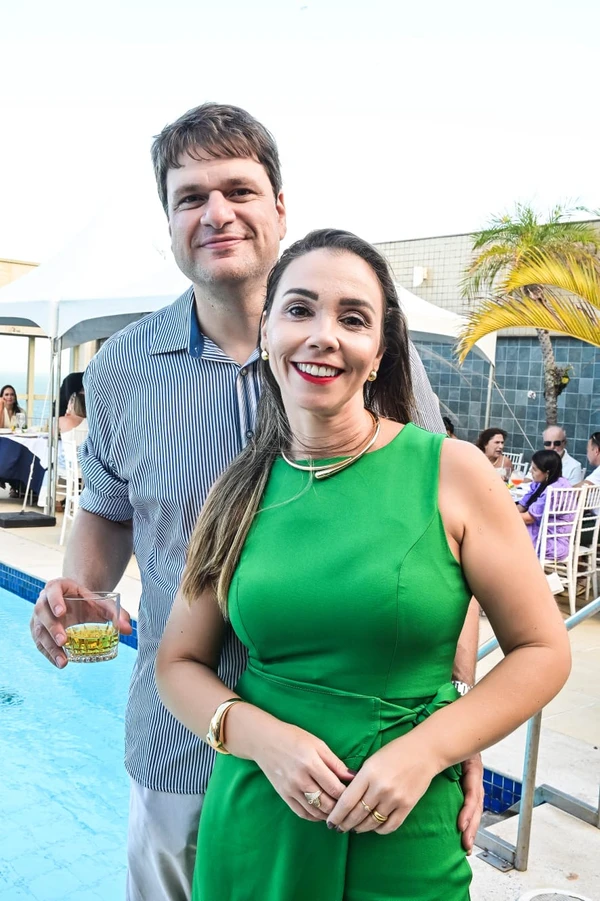 Duplo aniversário de Sumaya El Aouar e Nisio Hoffmann