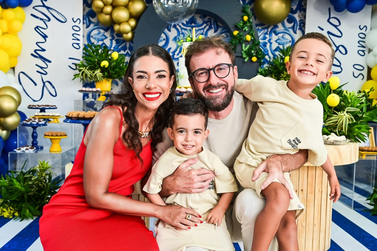 Nisio Hoffmann e  Sumaya El Aouar  e os filhos Nabih e Amin