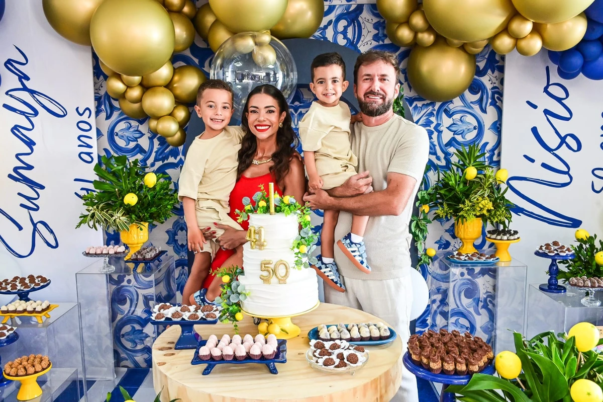 Nisio Hoffmann e  Sumaya El Aouar  e os filhos Nabih e Amin