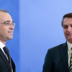 Em entrevista à BBC News Brasil, professor da FGV diz que Andre Mendonça poderá provar se é imparcial ao assumir o caso Master