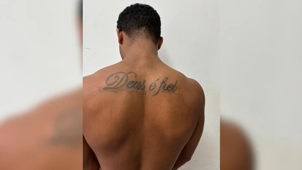 Homem usava nome falso e estava escondido na zona rural de Marilândia; mandado foi expedido pela comarca de Conceição do Castelo