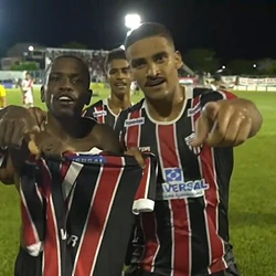 Marcudinho foi o herói da classificação do time serrano, que enfrenta Vilavelhense ou Desportiva