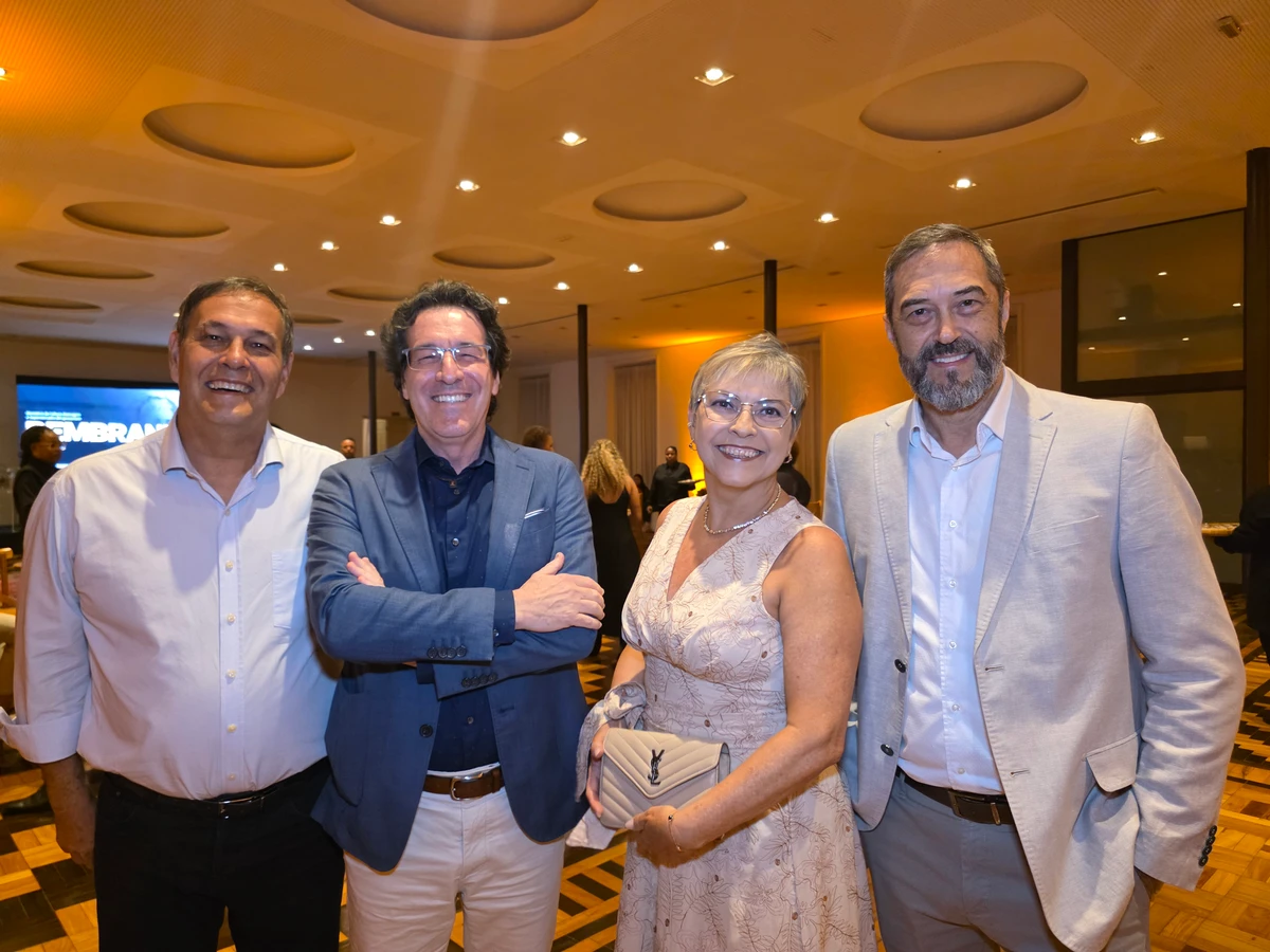 Antonio Pais, Darks Cesar Casotti, Clara Pais e Alexandre Luz 