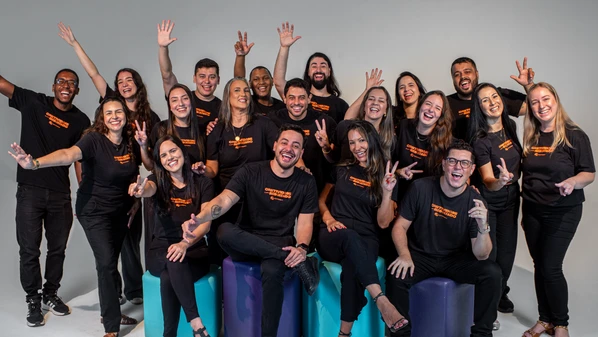 A agência acaba de inaugurar nova sede em Cachoeiro de Itapemirim e oficializa sua expansão para a Grande Vitória, movimento que amplia presença territorial e reforça posicionamento estratégico no mercado capixaba