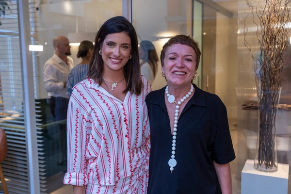 Ana Luiza Azevedo e  Adriana Delmaestro