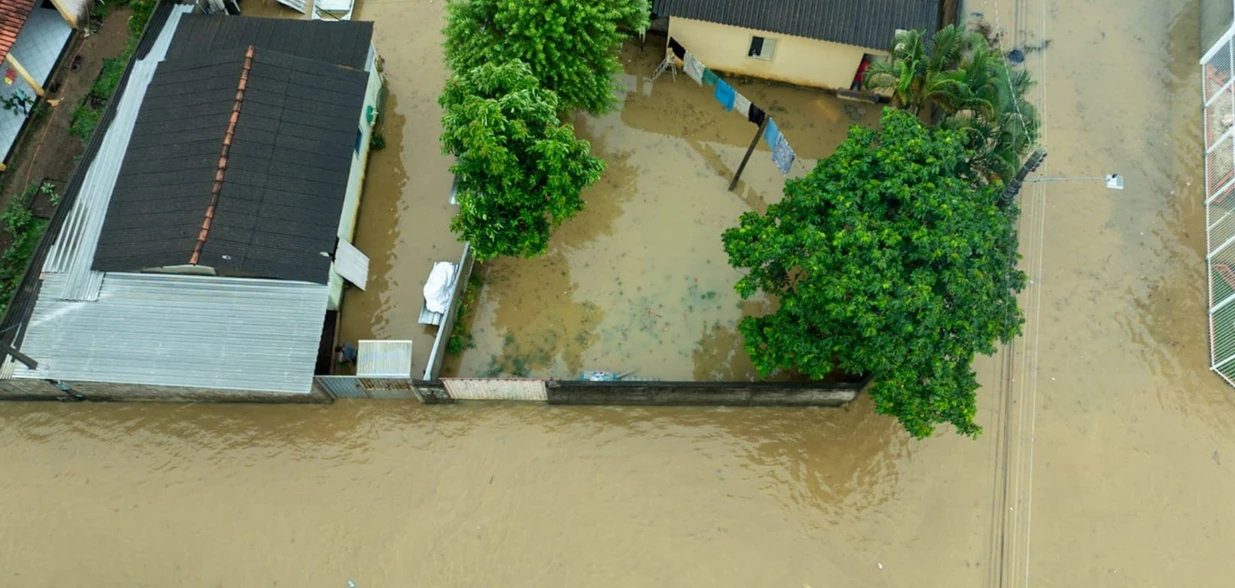 O Boletim Extraordinário da Defesa Civil do Espírito Santo divulgou que 69 pessoas não estão morando nas próprias casas em decorrência das chuvas dos últimos dias