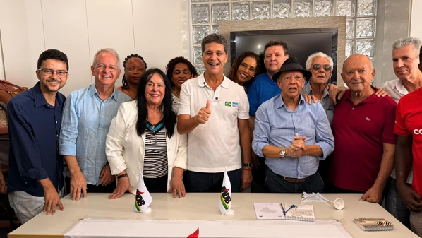 Nos bastidores, cogita-se que, para garantir a federação no palanque, o vice na chapa que vai concorrer ao Palácio Anchieta seja indicado pelos dois partidos