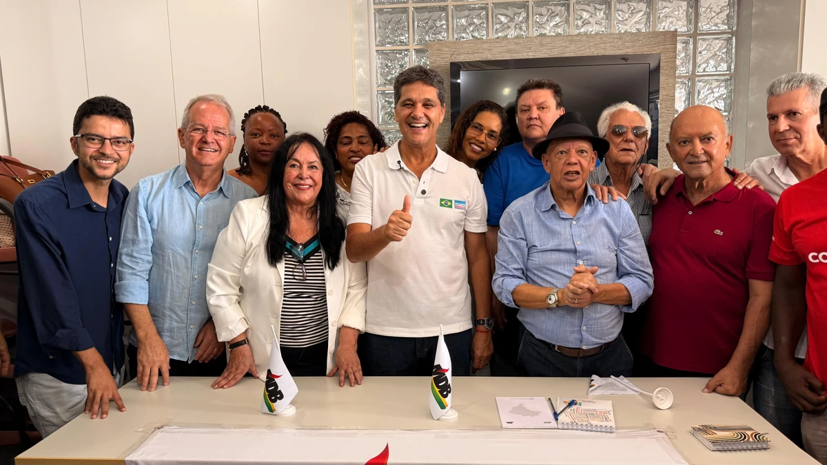 Ricardo Ferraço e correligionários na convenção do MDB-ES