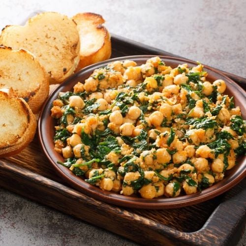 Imagem - Almoço de domingo saudável: 8 receitas com grão-de-bico que vão surpreender