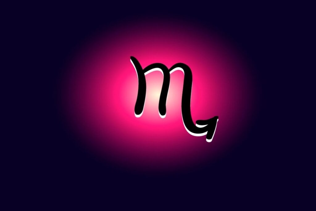 O domingo exigirá autocontrole e cautela dos nativos de Escorpião (Imagem: Polina Yanchuk | Shutterstock)