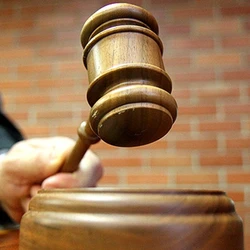 Empregado foi dispensado, no ano passado, enquanto estava em processo de afastamento pelo INSS; mineradora diz que não comenta ações em andamento