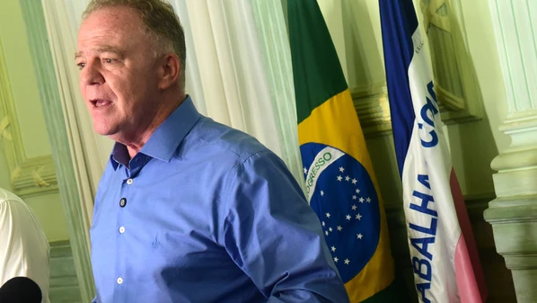 Chefe do Executivo estadual já anunciou que vai deixar o cargo, para disputar uma vaga de senador. Faltava a data exata da renúncia, não falta mais