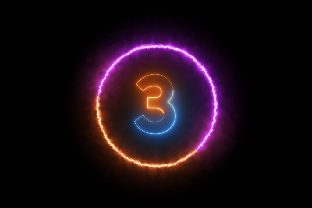 Para o Ano Pessoal 3, o eclipse incentivará uma expressão mais leve e autêntica (Imagem: Cinefootage Visuals | Shutterstock)