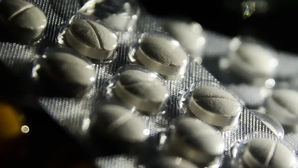 Estabelecimentos poderão contar com setor de farmácia, que precisará estar em um local delimitado e exclusivo para a atividade