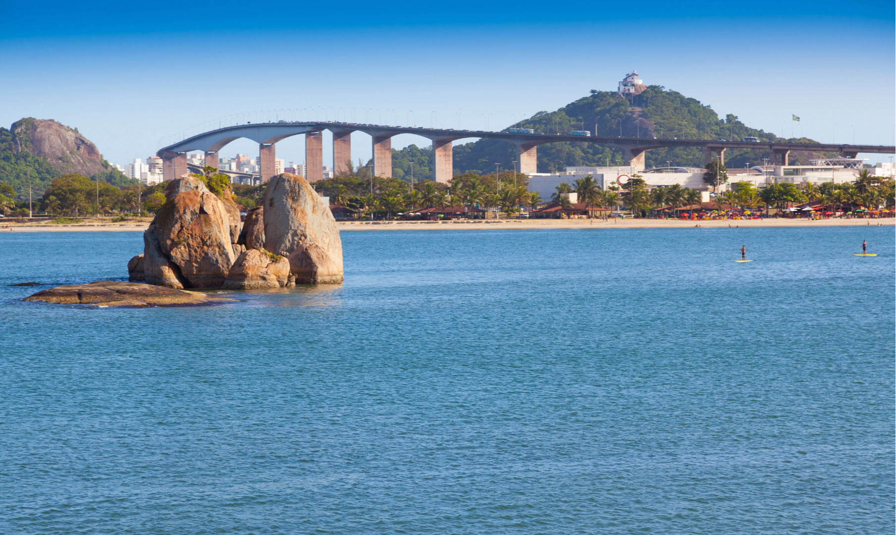 Desfrute de lugares dentro do ES para turistar durante o próximo feriado. Crédito: Canva