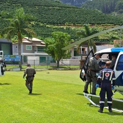 Vítima de 38 anos sofreu queimaduras graves no peito e no rosto após acidente que ocorreu na manhã de quarta-feira (4)