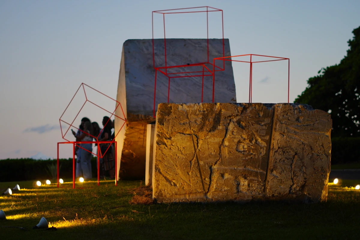 Obra “Falta” (2025), de José Bechara