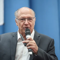 Vice-presidente participa, nesta sexta (6), de anúncios de investimentos em hospitais, inauguração de ala de radioterapia e entrega de ambulâncias no Norte e Noroeste