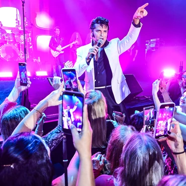 Imagem - Elvis não morreu! Tributo ao Rei do Rock lota casa de shows em  Vitória