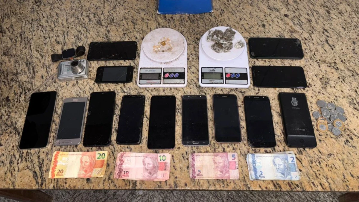 Ação retirou 10 pessoas em situação de rua de imóveis abandonados em Cachoeiro