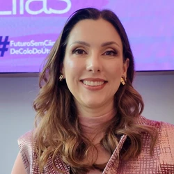 Rachel Cossetti, oncologista criadora da campanha Março Lilás, fala dos métodos de prevenção do câncer de colo do útero, doença que mata 20 mulheres ao dia no Brasil