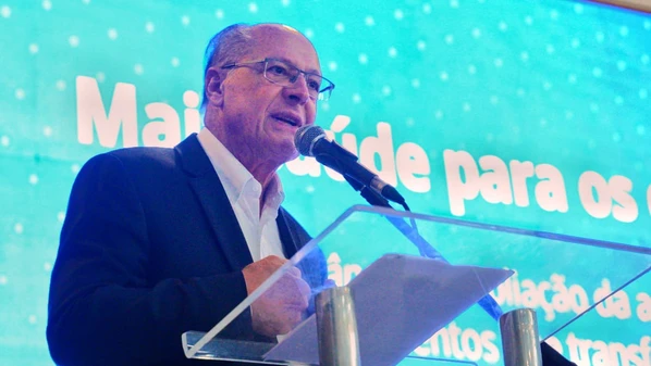 Ele confirmou que vai deixar o ministério da Indústria e Comércio e avaliou que Haddad seria um ótimo candidato ao governo de SP