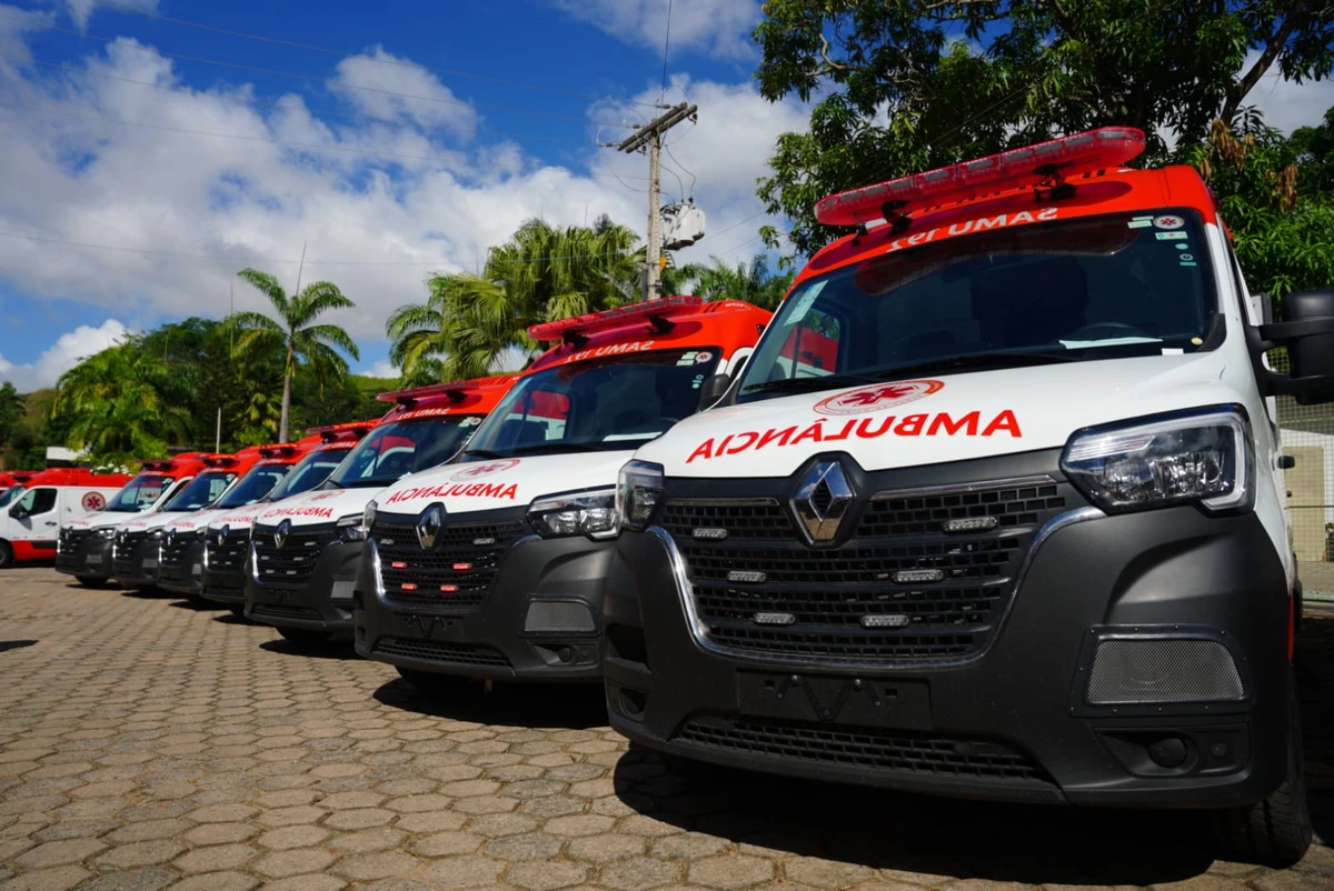 Novas ambulâncias do SAMU entregues reforçar o atendimento em Colatina e região por Fernando Madeira 