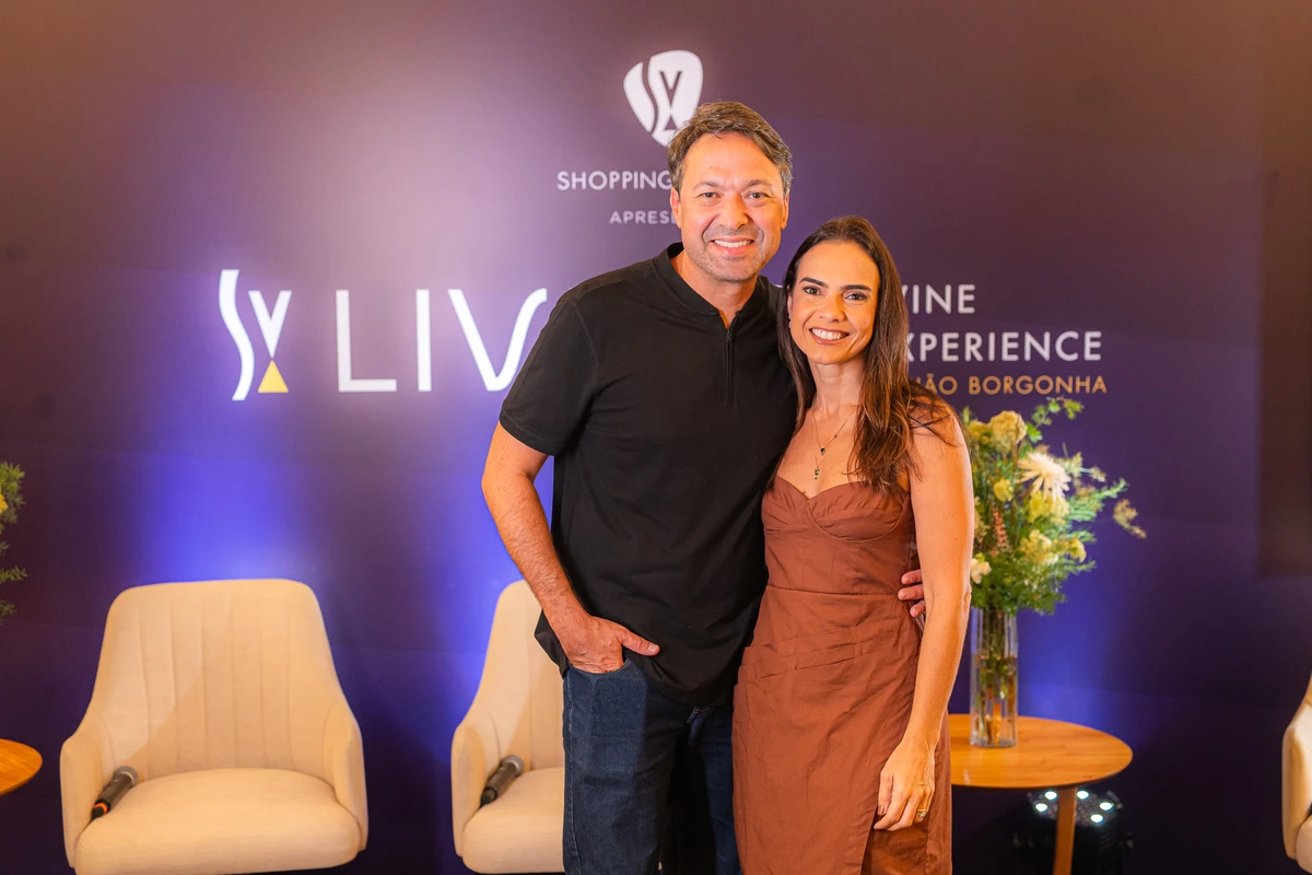 Raphael Brotto e Flávia