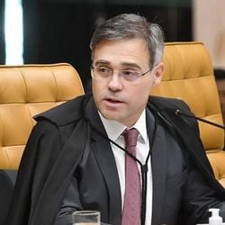 O ministro do STF, André Mendonça, determinou a abertura de um inquérito para apurar quem são os responsáveis pelo vazamento das mensagens.