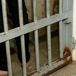 O caso expõe problemas no atendimento socioeducativo do Norte e Noroeste do Espírito Santo, onde menores apreendidos aguardam por internação em condições inadequadas