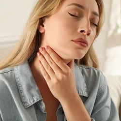 Alguns nutrientes, como iodo e ferro, são fundamentais para a produção e regulação dos hormônios tireoidianos