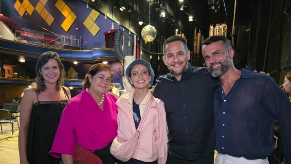 O concerto foi apresentado na sexta-feira (06),  no Sesc Glória, com a regênia da maestra Ludhymila Bruzzi, à frente de uma orquestra formada exclusivamente por musicistas de diversas regiões do país