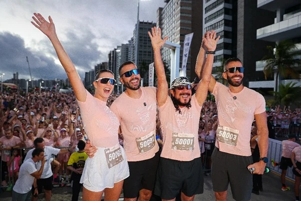 Corrida com Bell Marques agita orla de Vitória, em abril