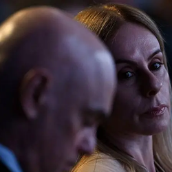 Escritório não comenta informação de que contrato teria valor de R$ 129 milhões em três anos, conforme publicado pelo Globo. Para especialistas, descrição tarefas executadas de volume de trabalho é inusual.