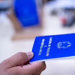 Ação no Sine Serra terá entrevistas com empresas e palestra de orientação profissional para candidatas nesta quarta-feira (11)